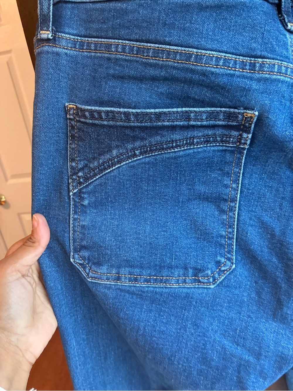 GAP ’70s Flare High Rise Jeans | Dark Wash | Size 29 Long - Picture 6 of 8